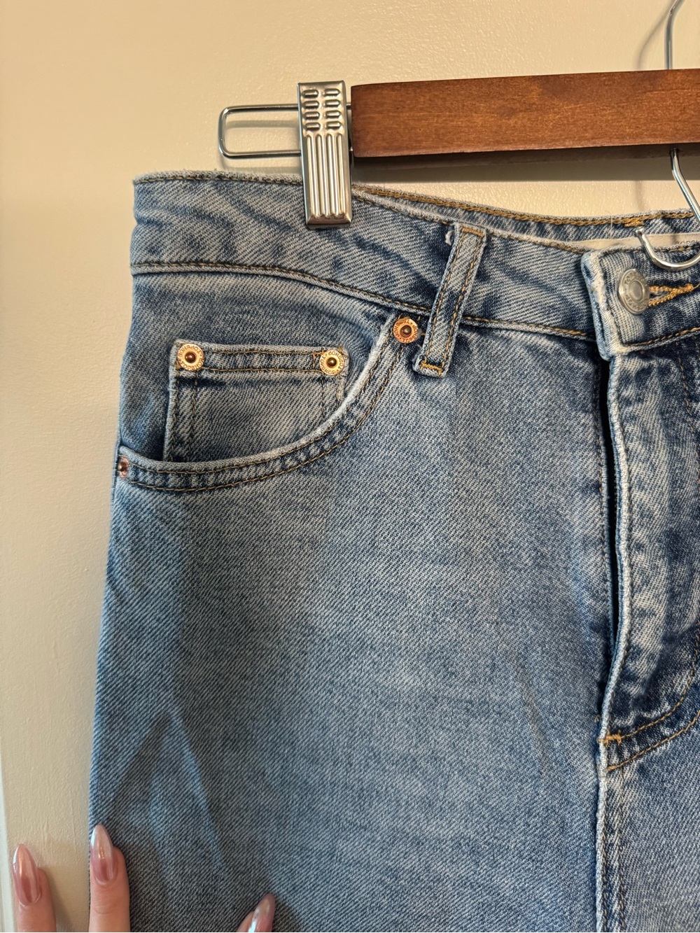 Topshop Moto Light/Med Wash Straight Fit Jeans